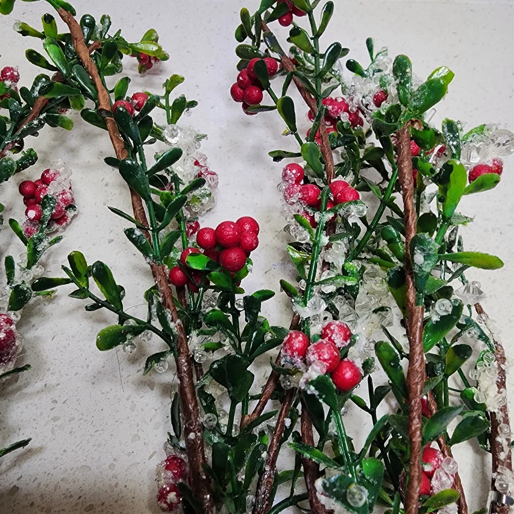 Vintage 4pc Berry Artificial Frosted Red and Green Floral Stems